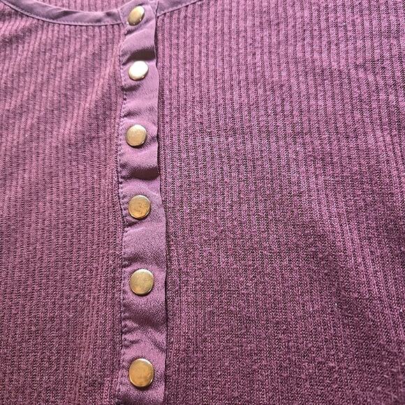 Market & Spruce Long Sleeve Woman’s Size Small Buttons Purple Maroon‎ - Picture 2 of 6